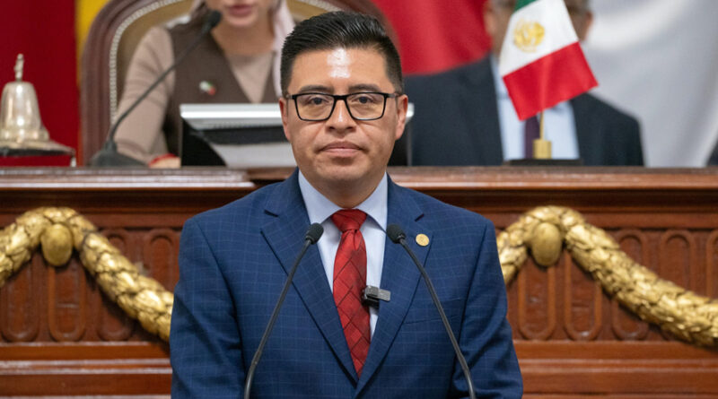 Plantea Alberto Vanegas otorgar certeza jurídica al oficio de la cerrajería en la capital