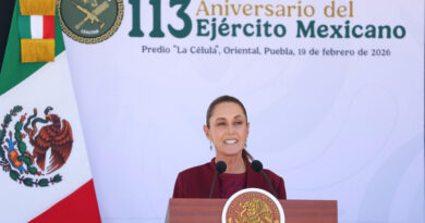 “Nuestras fuerzas armadas son garantía de que México decidirá su destino con independencia”: Claudia Sheinbaum en 113 aniversario del ejército mexicano