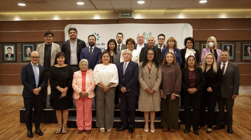 Estrechan colaboración Notarios y Diputados de Morena