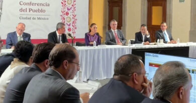 Presidenta Claudia Sheinbaum acuerda con empresarios renovación del PACIC para mantener la canasta básica en 910 pesos