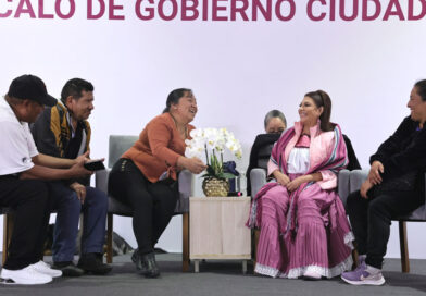 Clara Brugada encabeza atención a más de 4 mil personas en audiencia ciudadana en el Zócalo