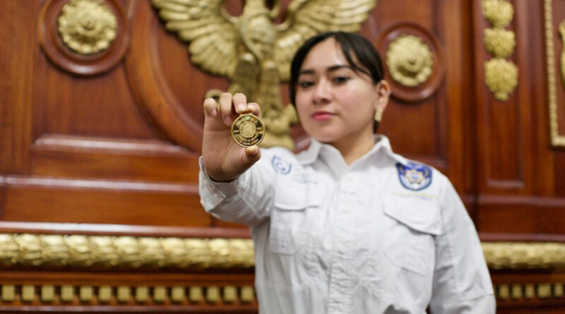 Congreso de la CDMX entrega medalla al mérito policial a 120 elementos; destacan reducción histórica de delitos