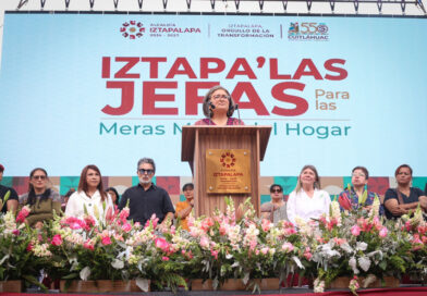 Entrega Aleida Alavez primera ministración de Iztapa’Las Jefas 2026, el programa más grande del país que apoya a las mujeres