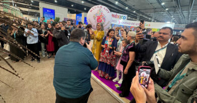 Inaugura Clara Brugada pabellón de las utopías, en el marco del foro urbano mundial, en Azerbaiyán