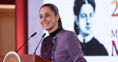 Presidenta Claudia Sheinbaum firma decreto para la creación de 12 mil 750 nuevos consultorios de atención primaria del servicio universal de salud; entran en operación en enero de 2027