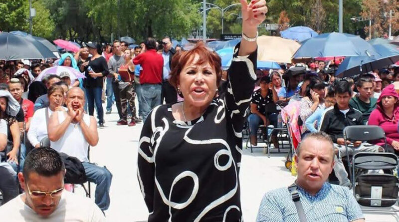 Legisladores del comercio popular nombraron a este primer parlamento “Alejandra Barrios Richard”