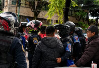 Alcaldia Cuahtémoc remite a 57 “franeleros” por ocupar ilegalmente espacio público