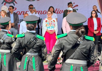 Las calles de Tláhuac se llenan de color con desfile cívico por el 216 aniversario de la independencia de México