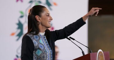 “Presidenta Claudia Sheinbaum destaca récord en turismo con 67.7 millones de viajeros internacionales, 32.7 millones de turistas y derrama económica de 24 mil 152 mdd”